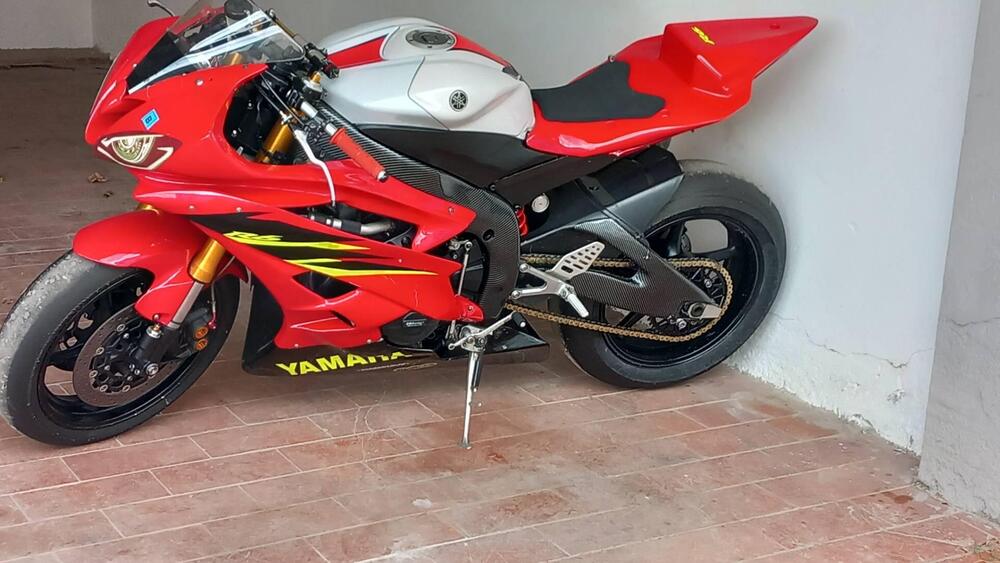 Yamaha YZF R6 (2006 - 07) (2)