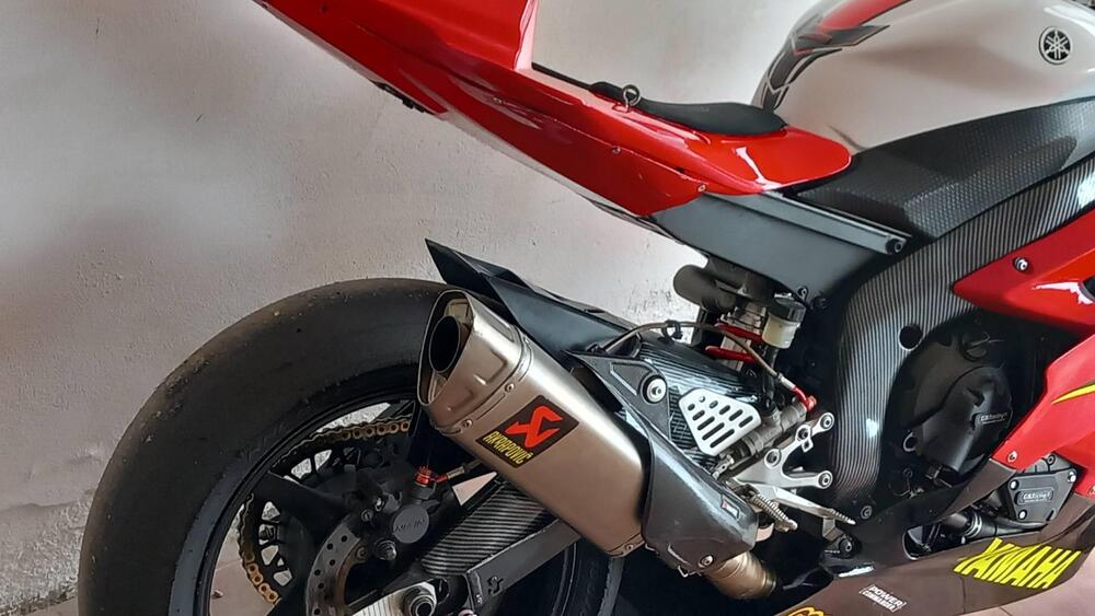 Yamaha YZF R6 (2006 - 07) (3)