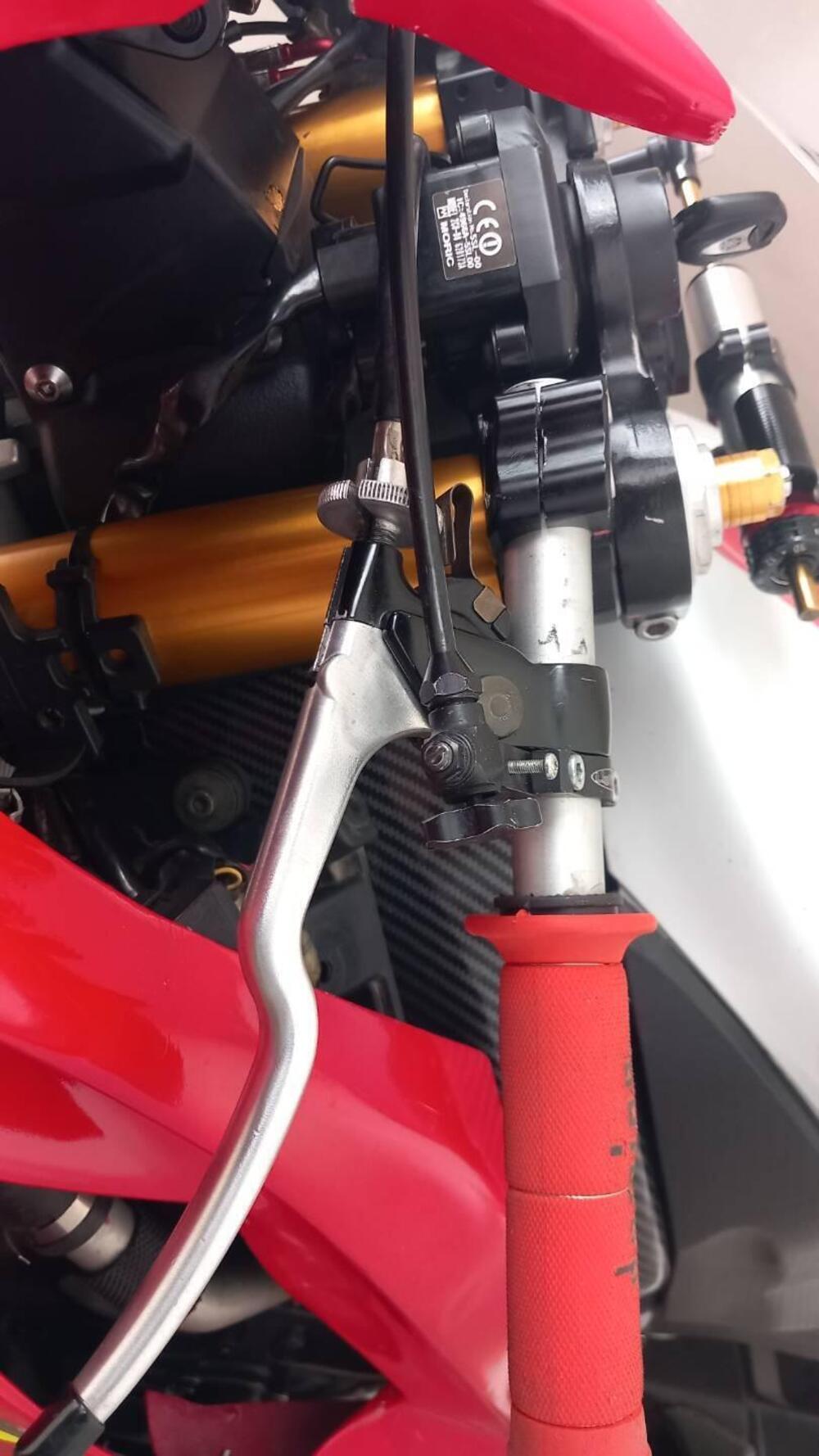 Yamaha YZF R6 (2006 - 07) (6)