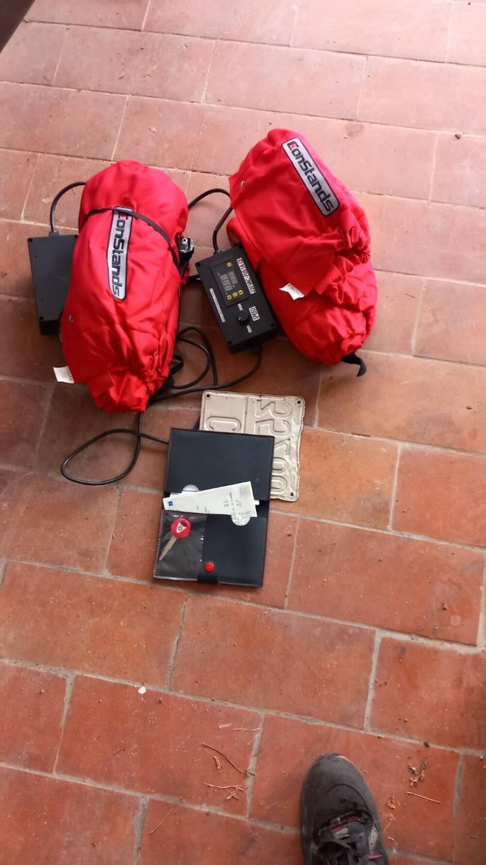 Yamaha YZF R6 (2006 - 07) (8)