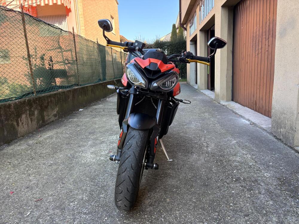 Triumph Street Triple 765 R (2023 - 26) (2)