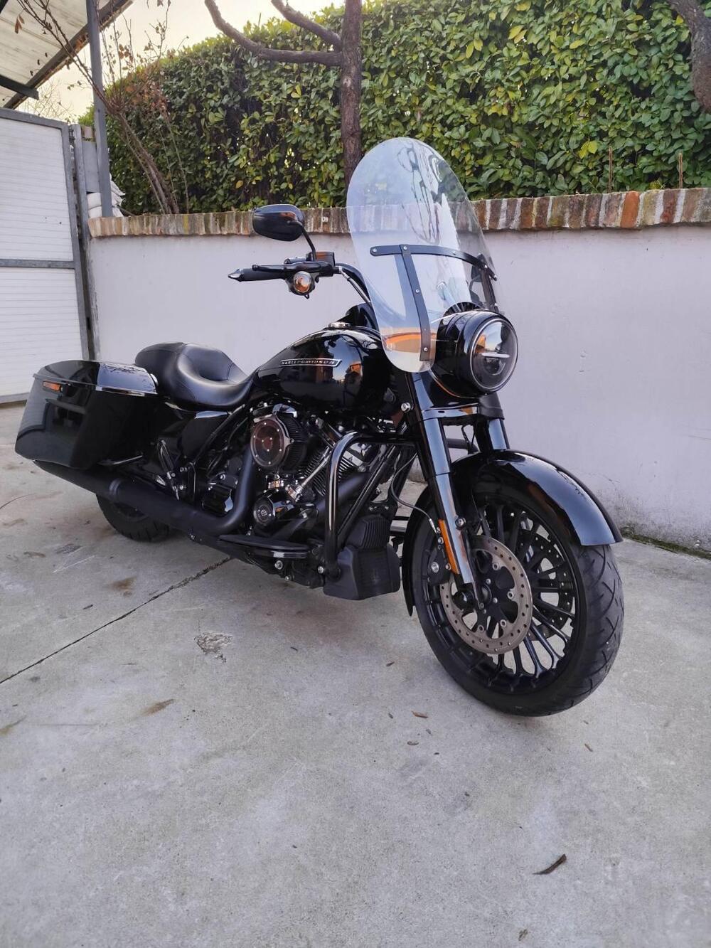 Harley-Davidson 107 Road King Special (2017 - 18) - FLHRXS (7)