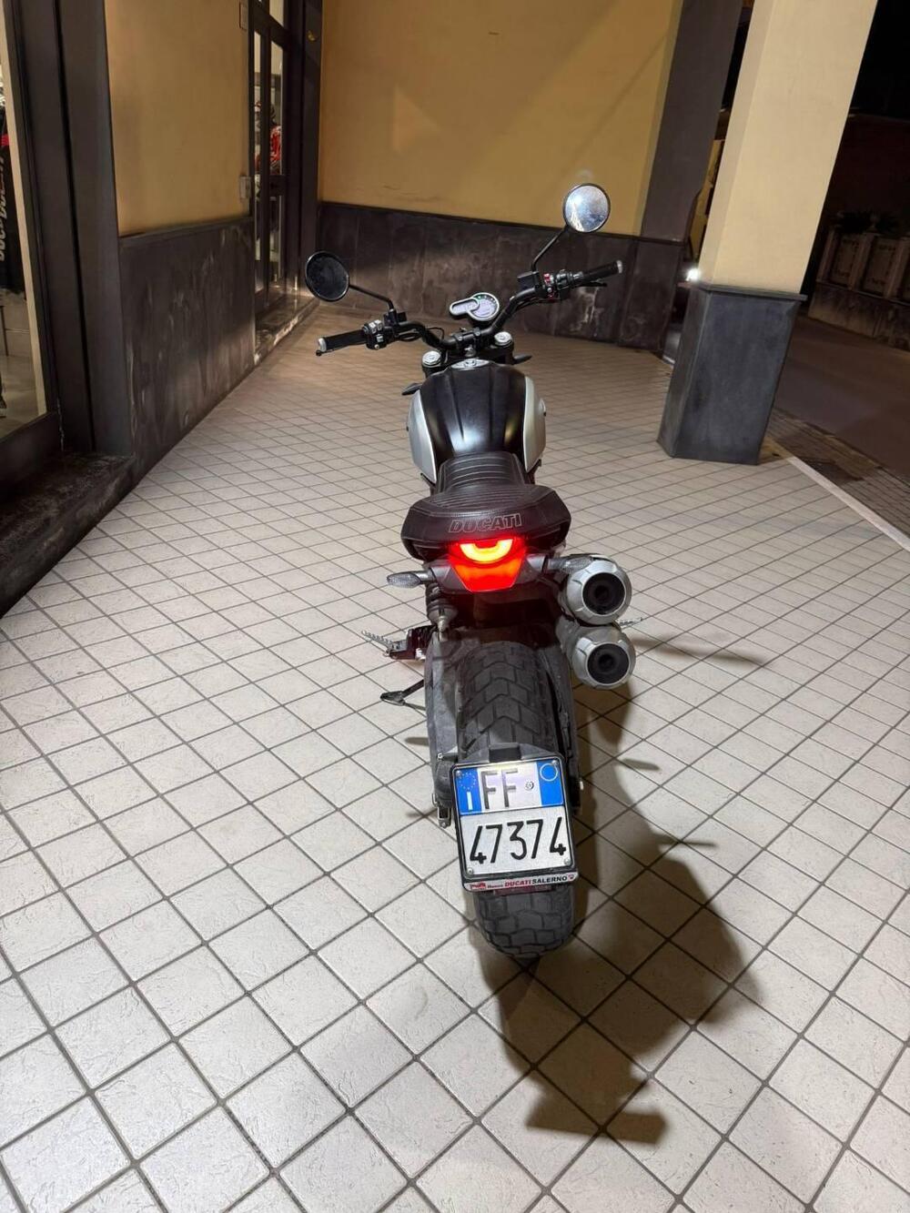 Ducati Scrambler 1100 Dark Pro (2020 - 24) (2)