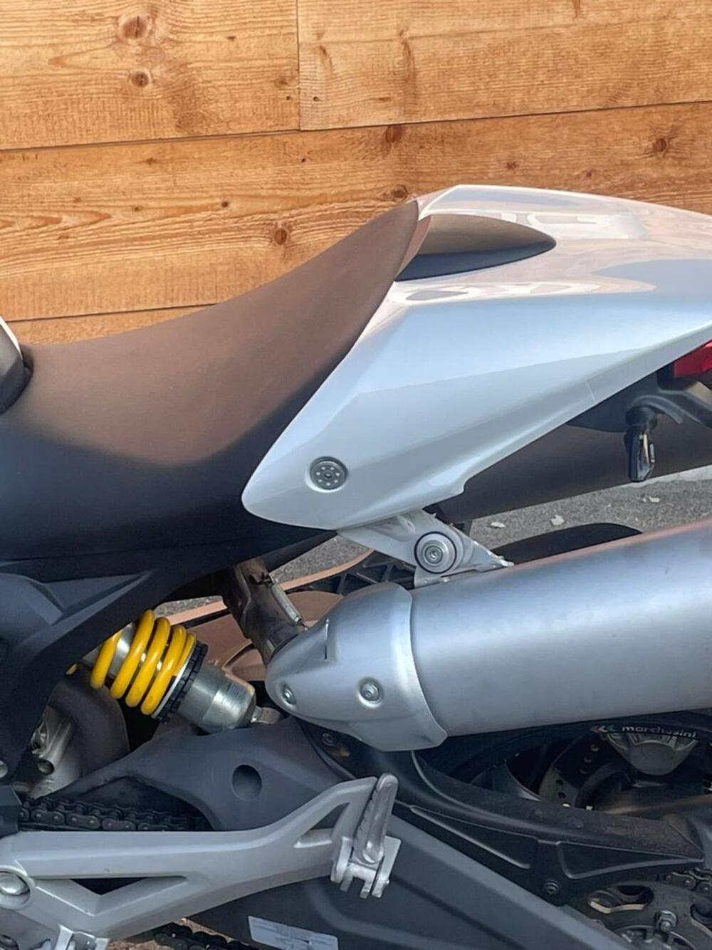 Ducati Monster 696 (2008 - 13) (9)