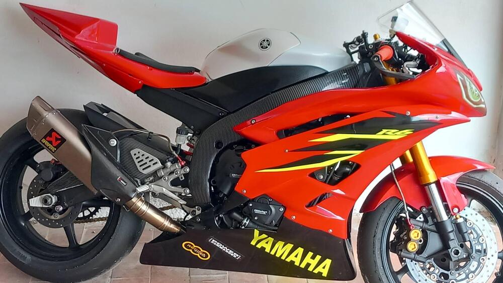 Yamaha YZF R6 (2006 - 07) (12)
