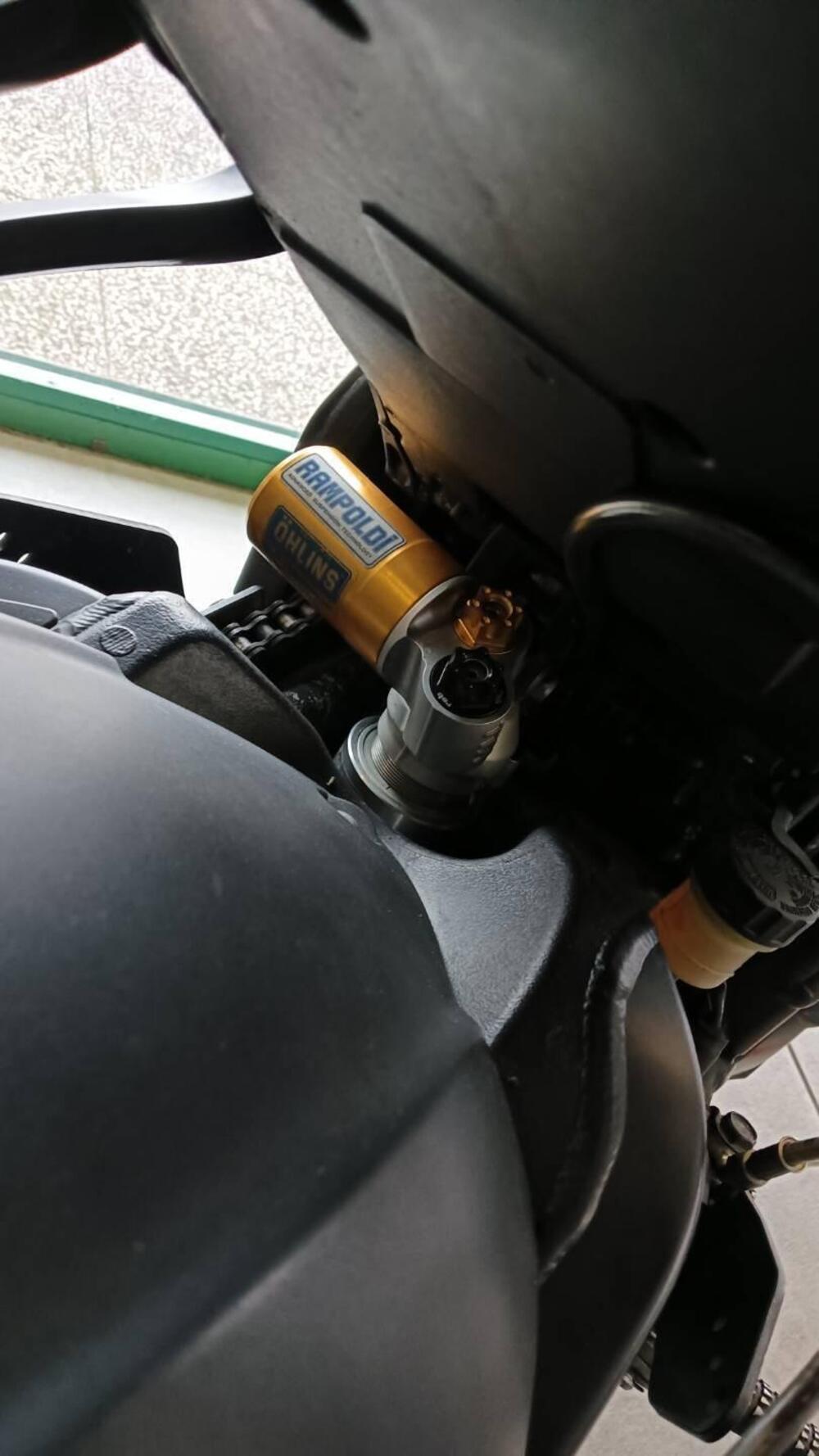 Kawasaki Ninja 1000 ZX-10R (2008 - 09) (10)