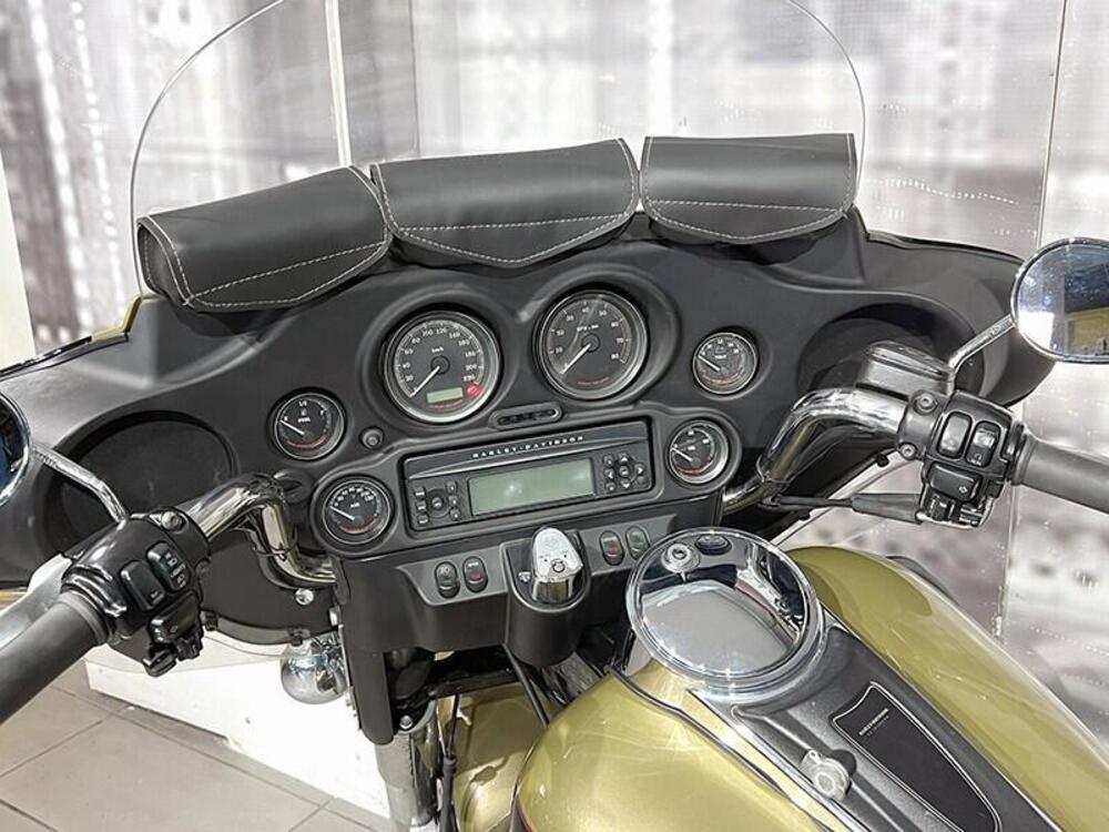 Harley-Davidson 1584 Electra Glide Ultra Classic (2007) - FLHTCU (6)