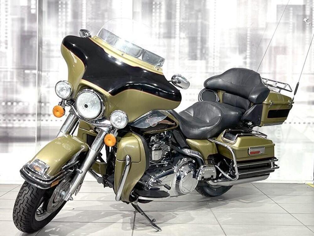 Harley-Davidson 1584 Electra Glide Ultra Classic (2007) - FLHTCU (7)