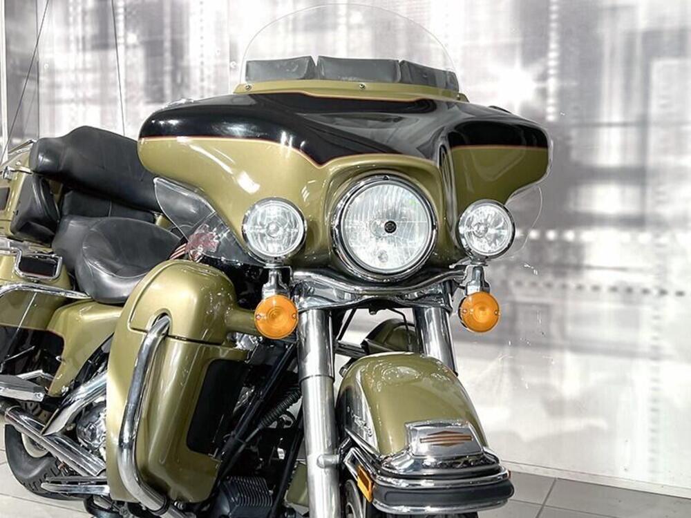 Harley-Davidson 1584 Electra Glide Ultra Classic (2007) - FLHTCU (9)