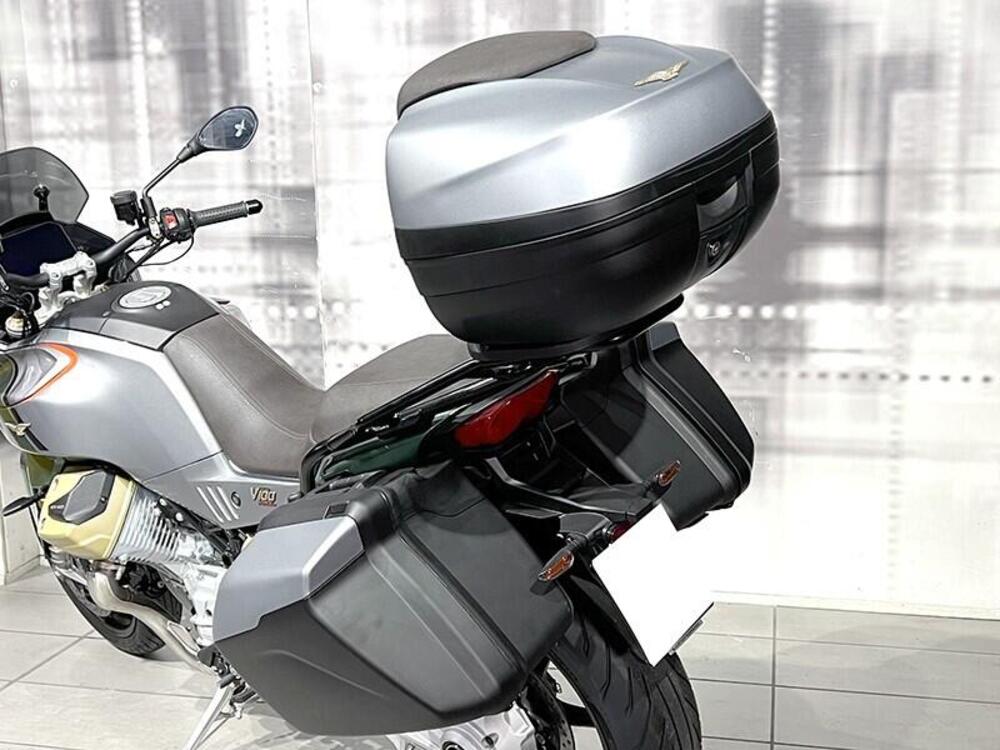 Moto Guzzi V100 Mandello S (2022 - 24) (4)