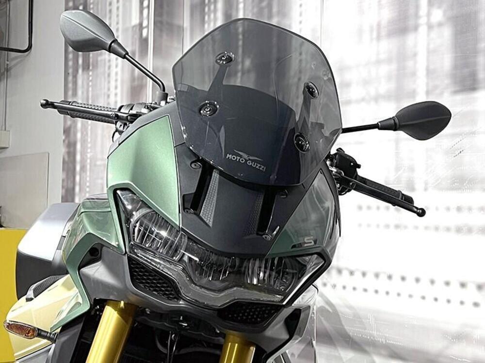 Moto Guzzi V100 Mandello S (2022 - 24) (9)