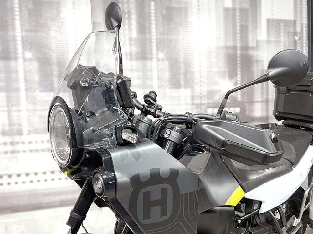 Husqvarna Norden 901 (2022 - 26) (3)