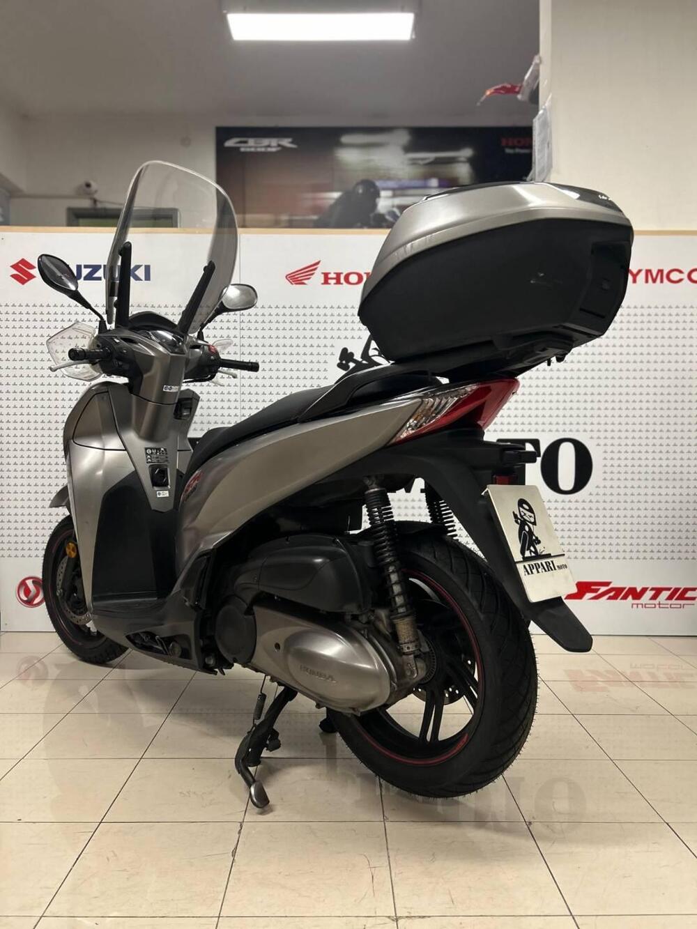 Honda SH 300 i ABS (2016 - 20) (5)