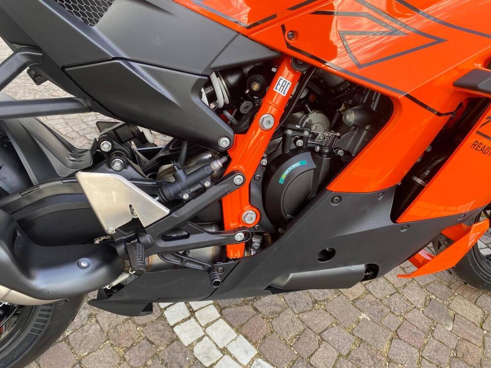 KTM 990 RC R (2026) (11)