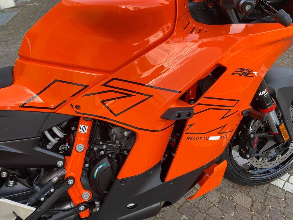 KTM 990 RC R (2026) (8)