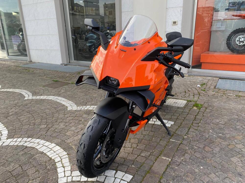 KTM 990 RC R (2026) (5)