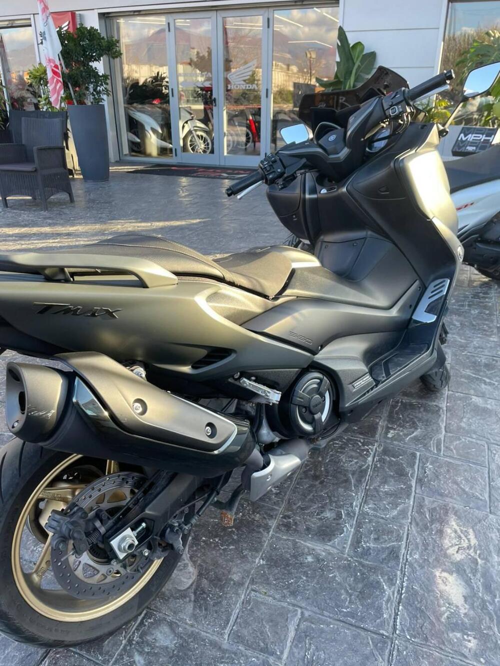 Yamaha T-Max 560 (2020 - 21) (5)