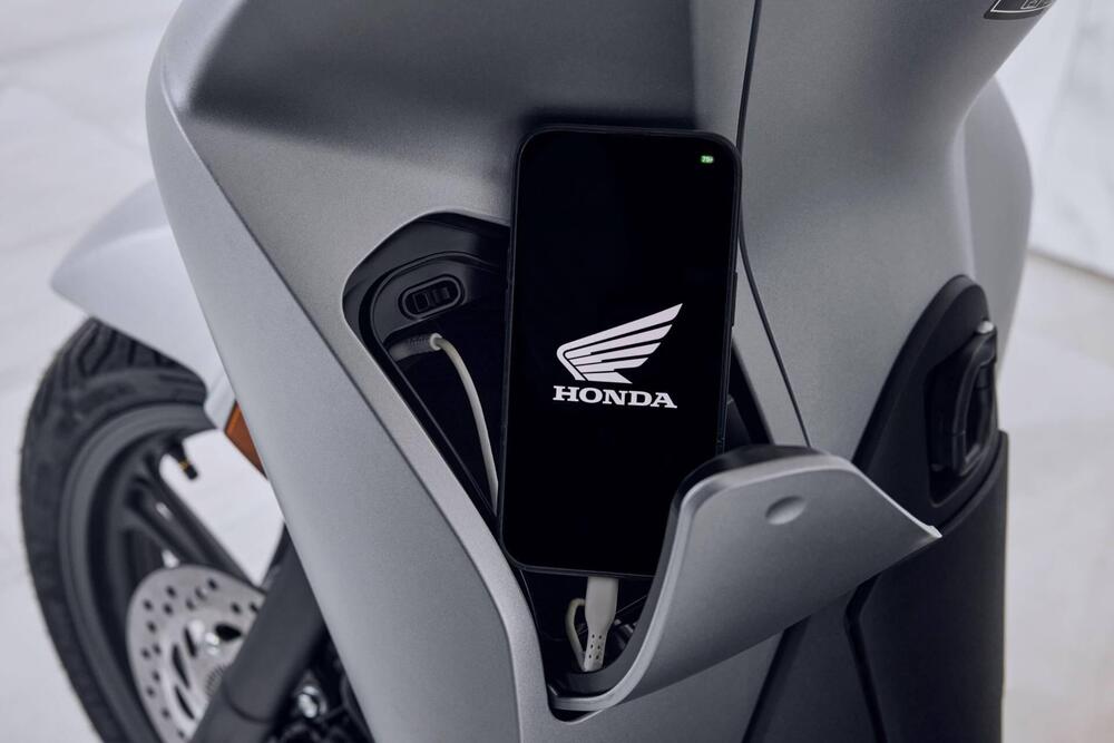 Honda SH 150 Vetro (2026) (6)