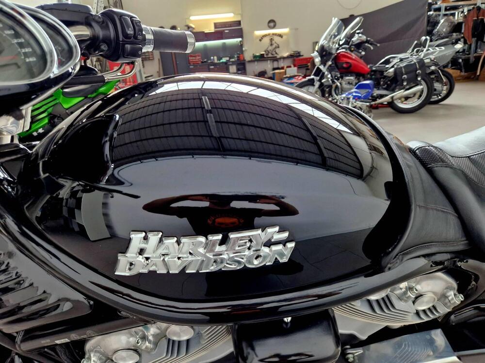 Harley-Davidson 1130 Street Rod (2006 - 07) - VRSCR (14)