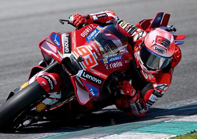 MotoGP 2026. Resoconto del 1° giorno di test ufficiali a Sepang: la voce del padrone, Marc Márquez 1° poi Diggia e Vinales [RISULTATI, FOTO, VIDEO]