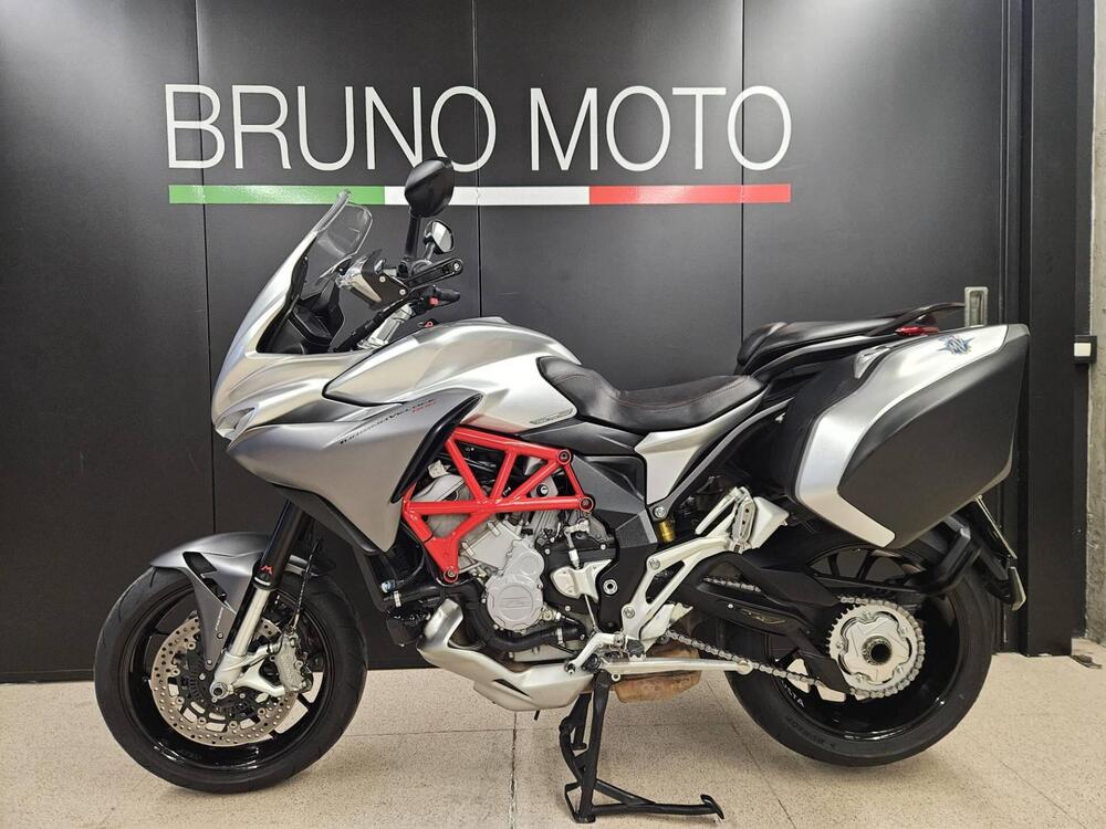 MV Agusta Turismo Veloce 800 (2014 - 16) (2)