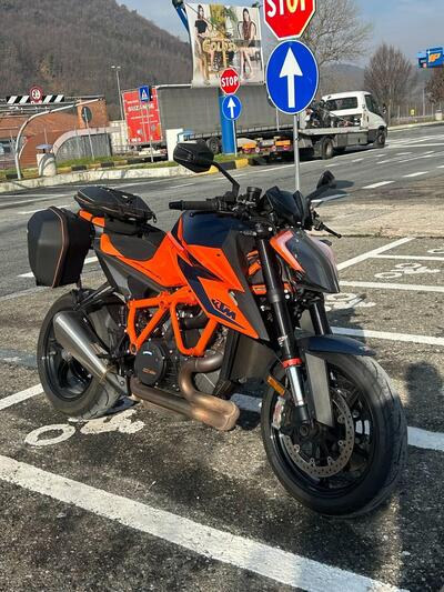 KTM 1290 Super Duke R (2020) usata