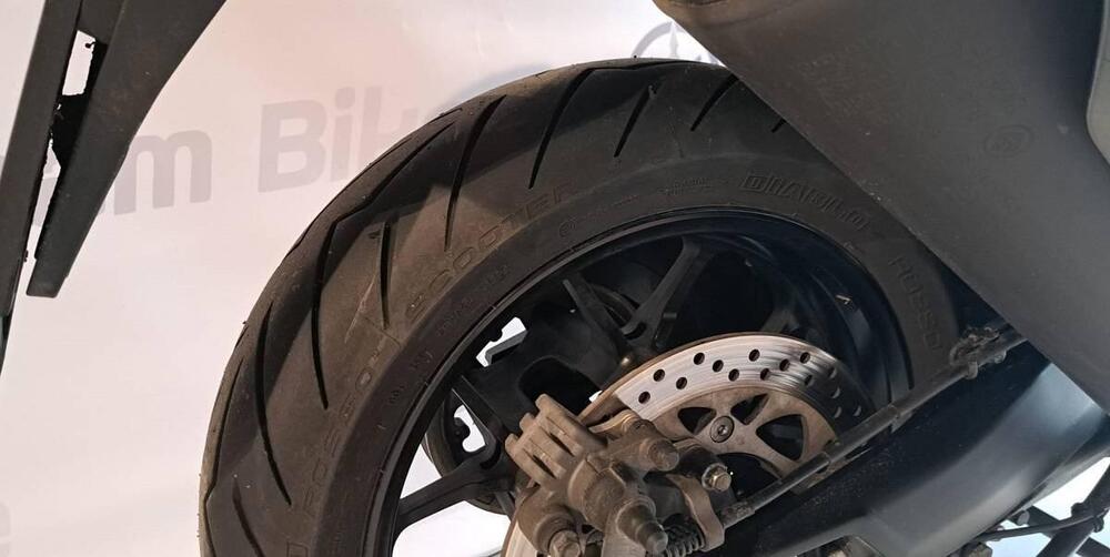 Yamaha T-Max 560 (2022 - 24) (5)