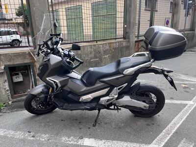 Honda X-ADV 750 (2017) usata