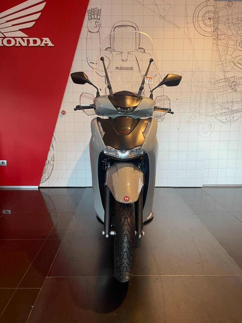 Honda SH 350i Sport (2025 - 26) (4)