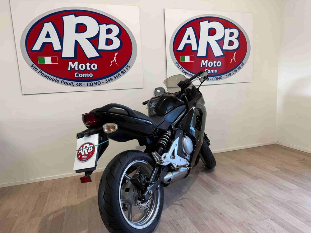 Kawasaki ER-6F (2006 - 08) (7)