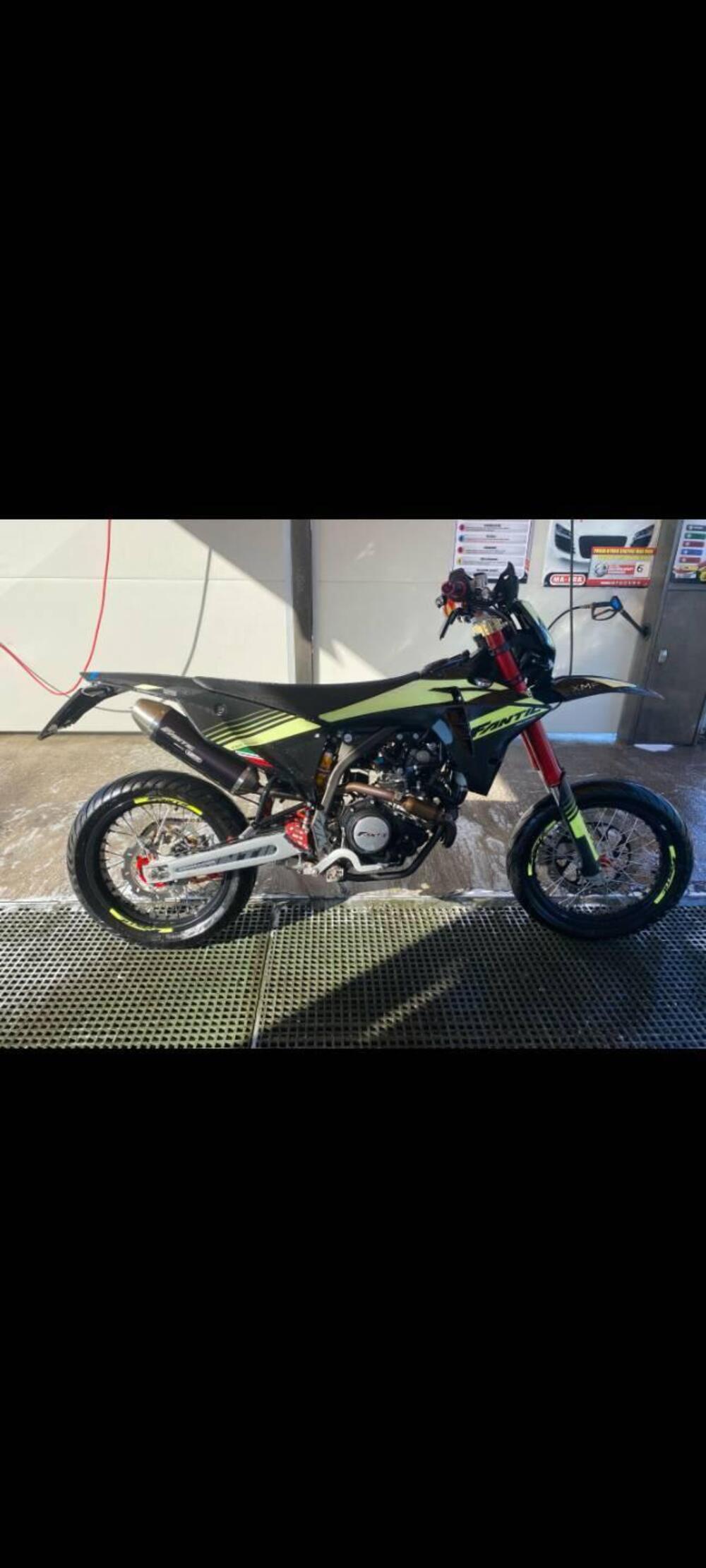 Fantic Motor XMF 125 Motard Competition 4T (2023 - 24) (2)