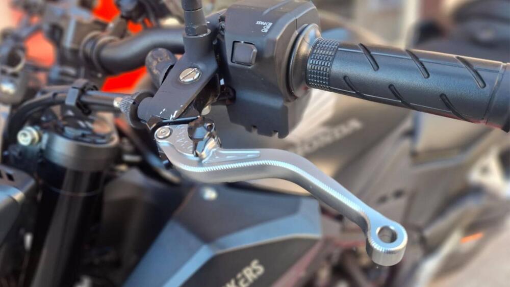 Honda CB 500 Hornet (2024 - 25) (5)