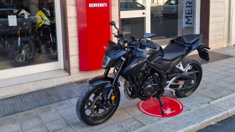 Honda CB 500 Hornet (2024 - 25) (9)