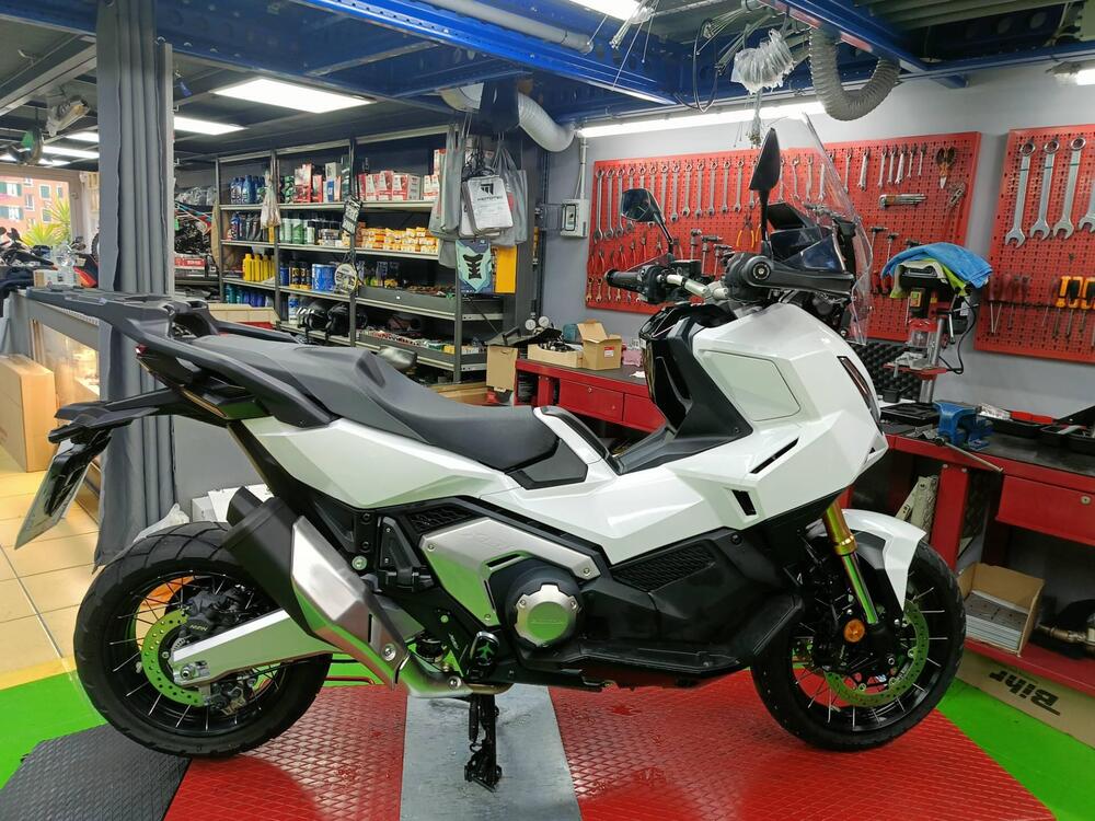 Honda X-ADV 750 (2025 - 26)