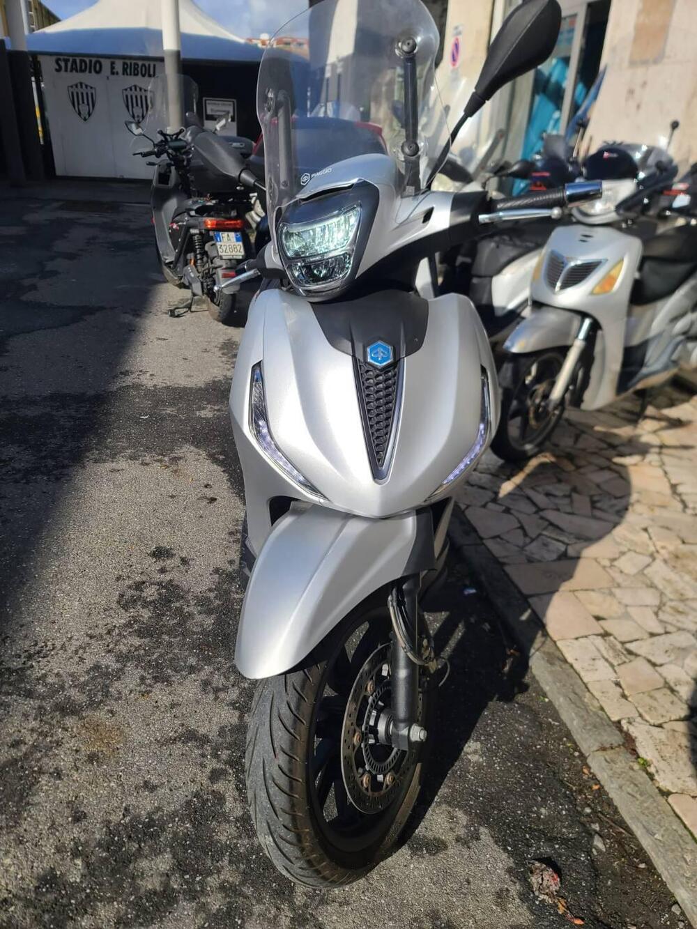 Piaggio Beverly 400 S ABS-ASR (2021 - 24) (4)