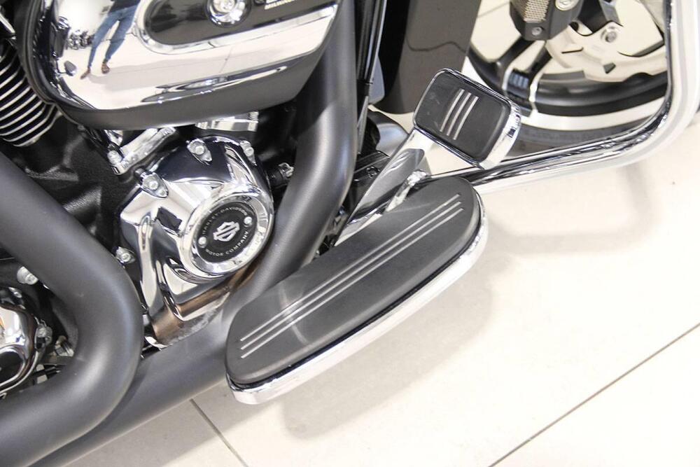 Harley-Davidson 107 Street Glide Special (2017 - 19) - FLHXS (5)