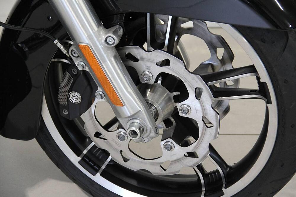 Harley-Davidson 107 Street Glide Special (2017 - 19) - FLHXS (7)