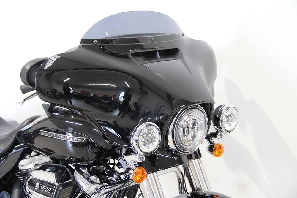 Harley-Davidson 107 Street Glide Special (2017 - 19) - FLHXS (9)