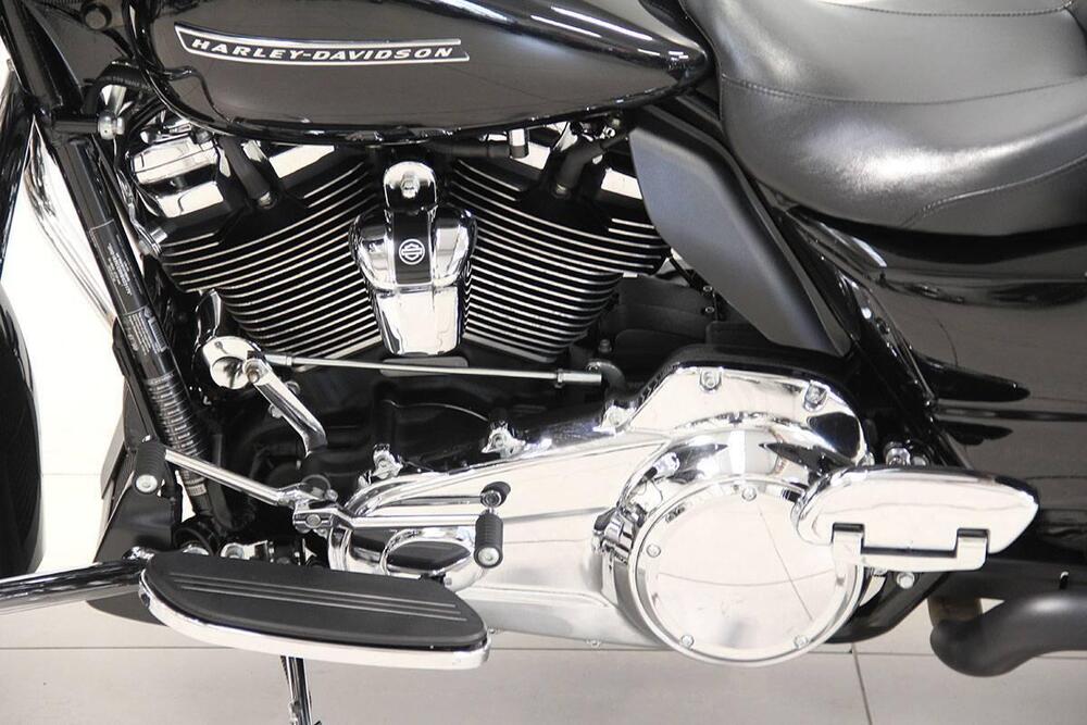 Harley-Davidson 107 Street Glide Special (2017 - 19) - FLHXS (11)