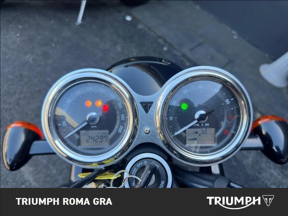 Triumph Bonneville T100 (2017 - 20) (4)