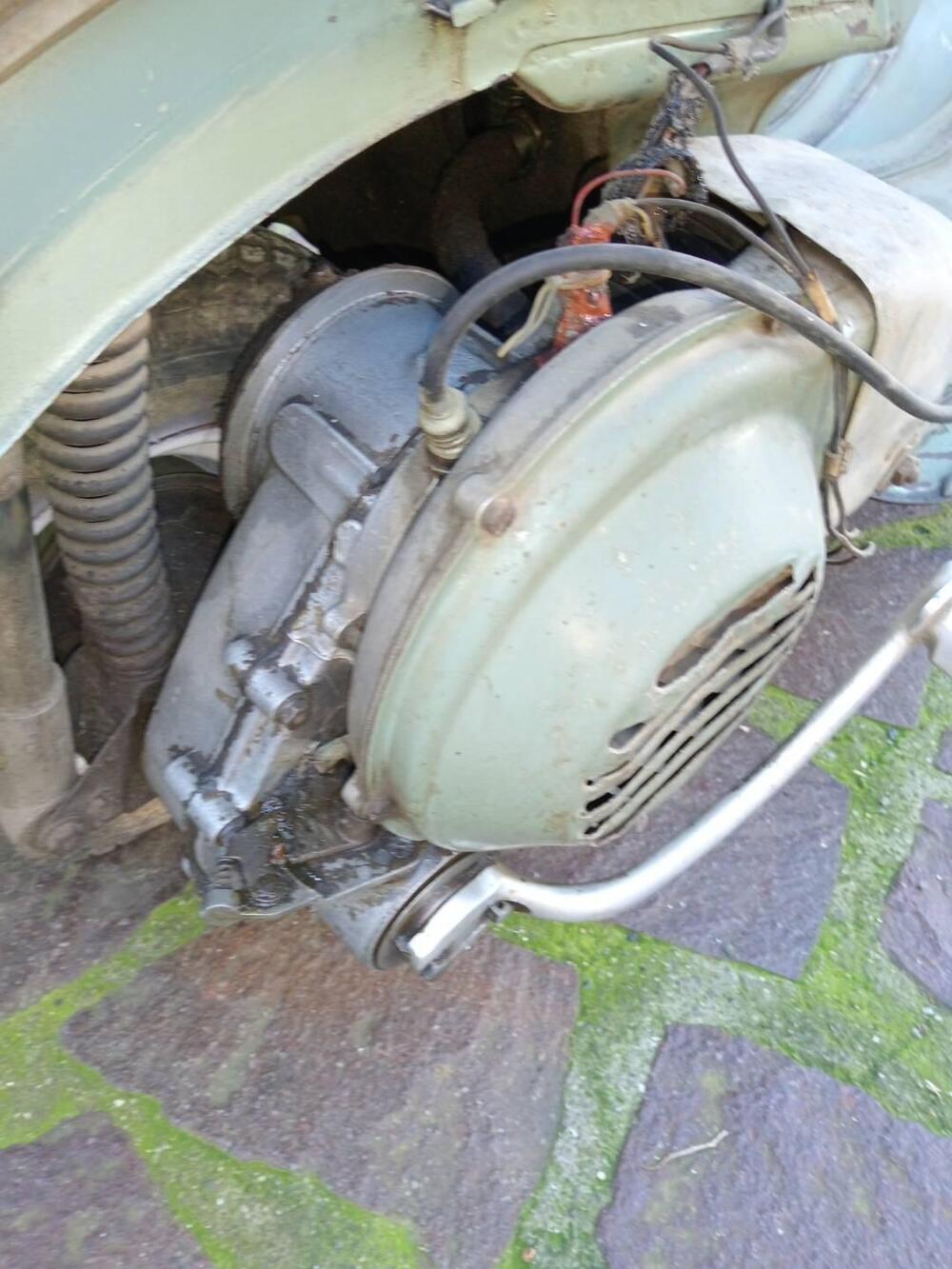 Piaggio Vespa 125 V15T "BACCHETTA  (18)