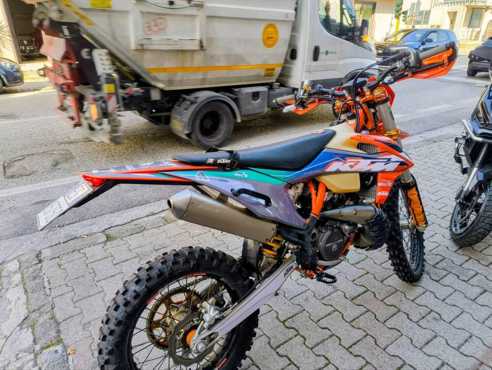 KTM 300 EXC E Six Days TPI (2020) (4)