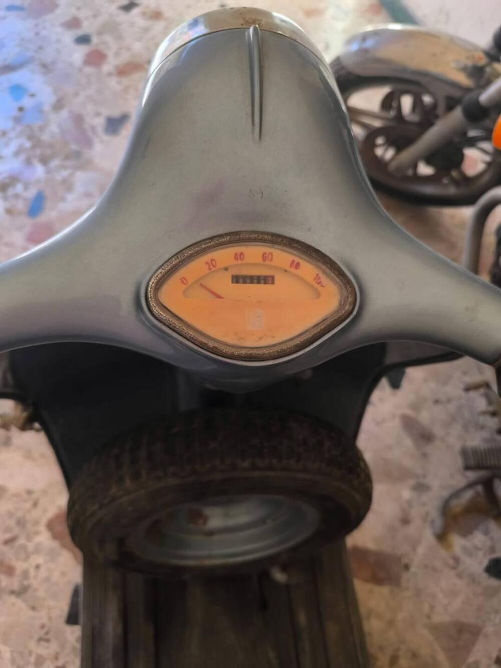 Piaggio Vespa 150 VNB1T (5)