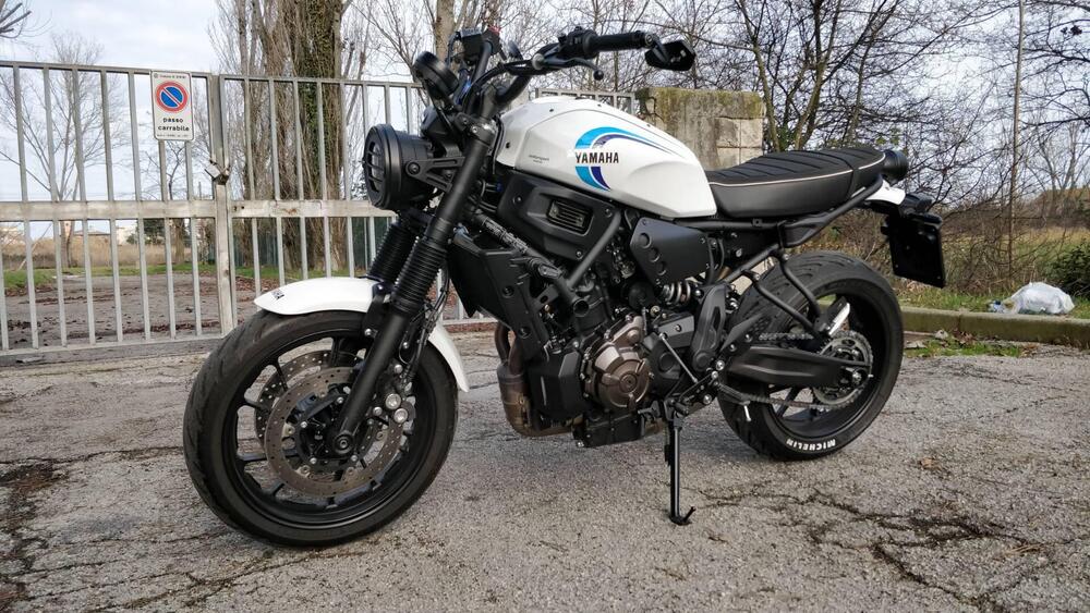 Yamaha XSR 700 (2022 - 26) (2)
