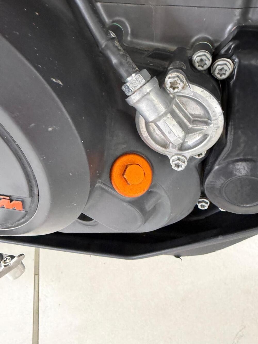 KTM 690 Enduro R (2022 - 25) (5)