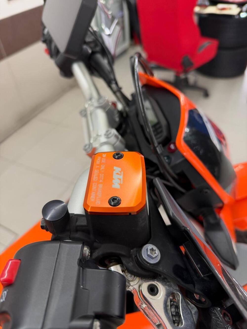 KTM 690 Enduro R (2022 - 25) (6)