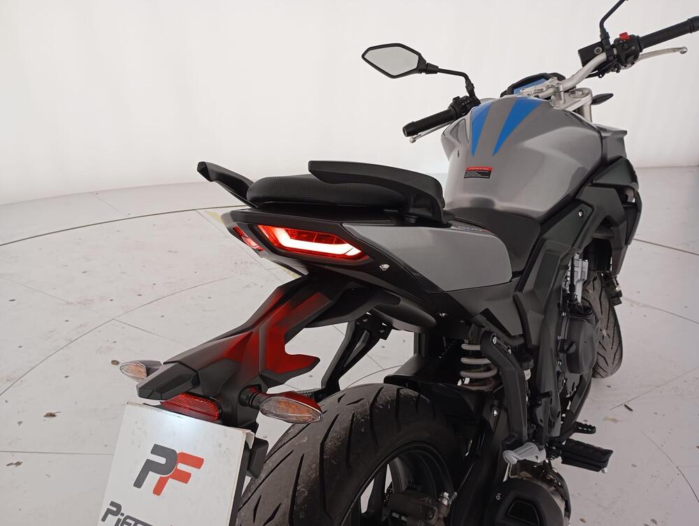 Voge Brivido 500 R (2020) (8)