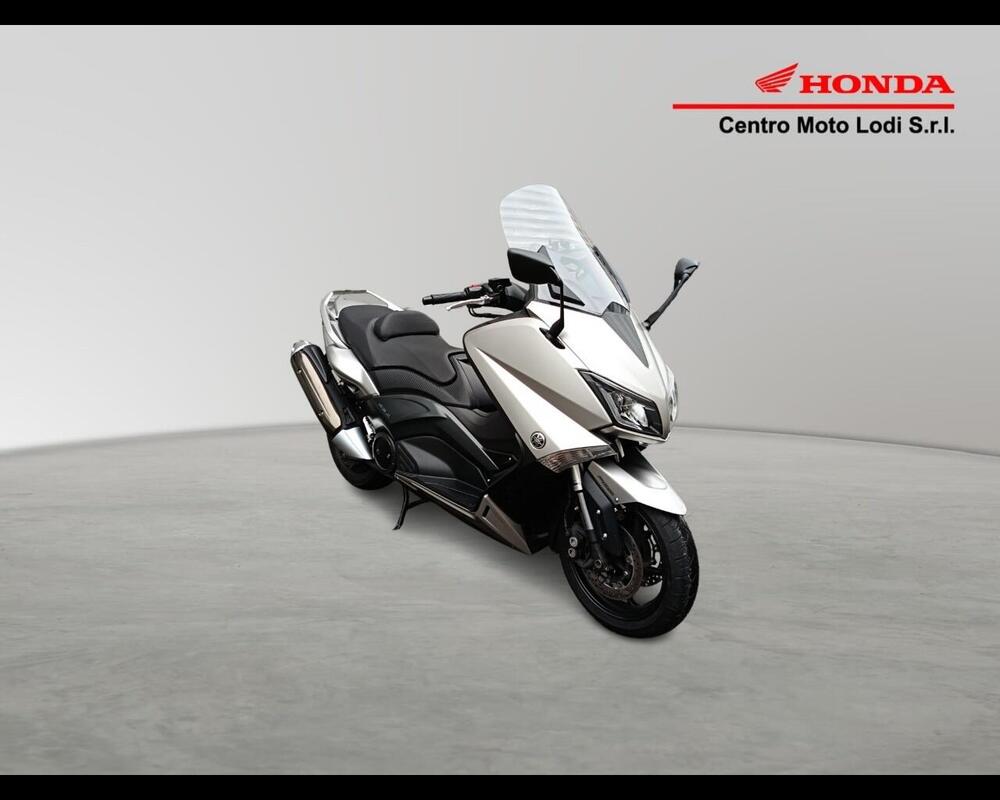 Yamaha T-Max 530 Lux Max ABS (2016 - 17) (2)