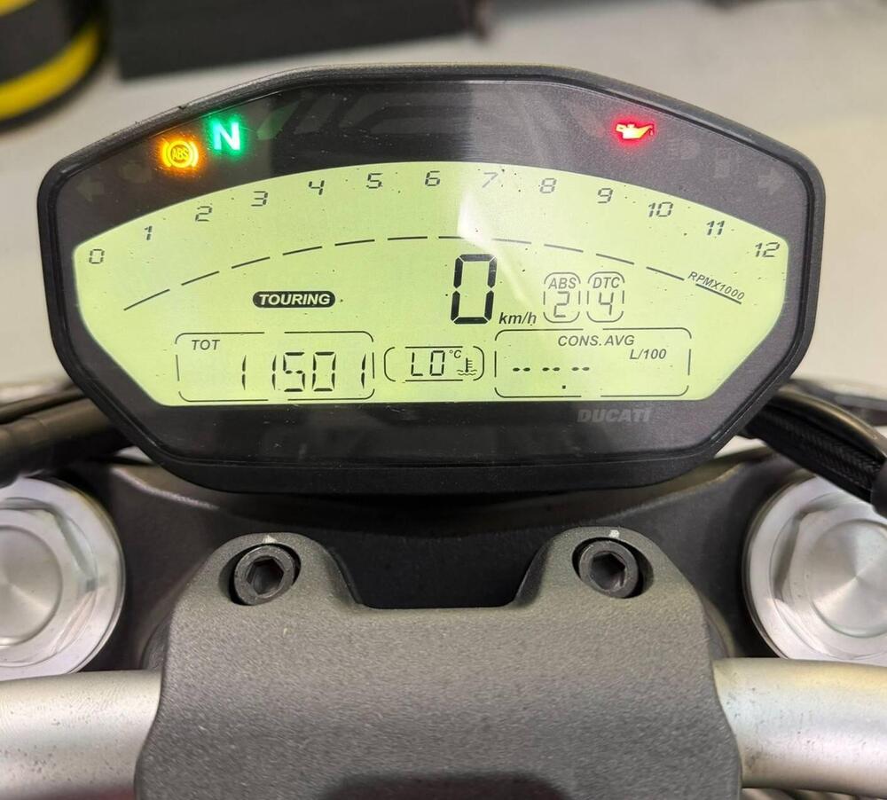 Ducati Monster 821 Dark ABS (2014 - 16) (5)