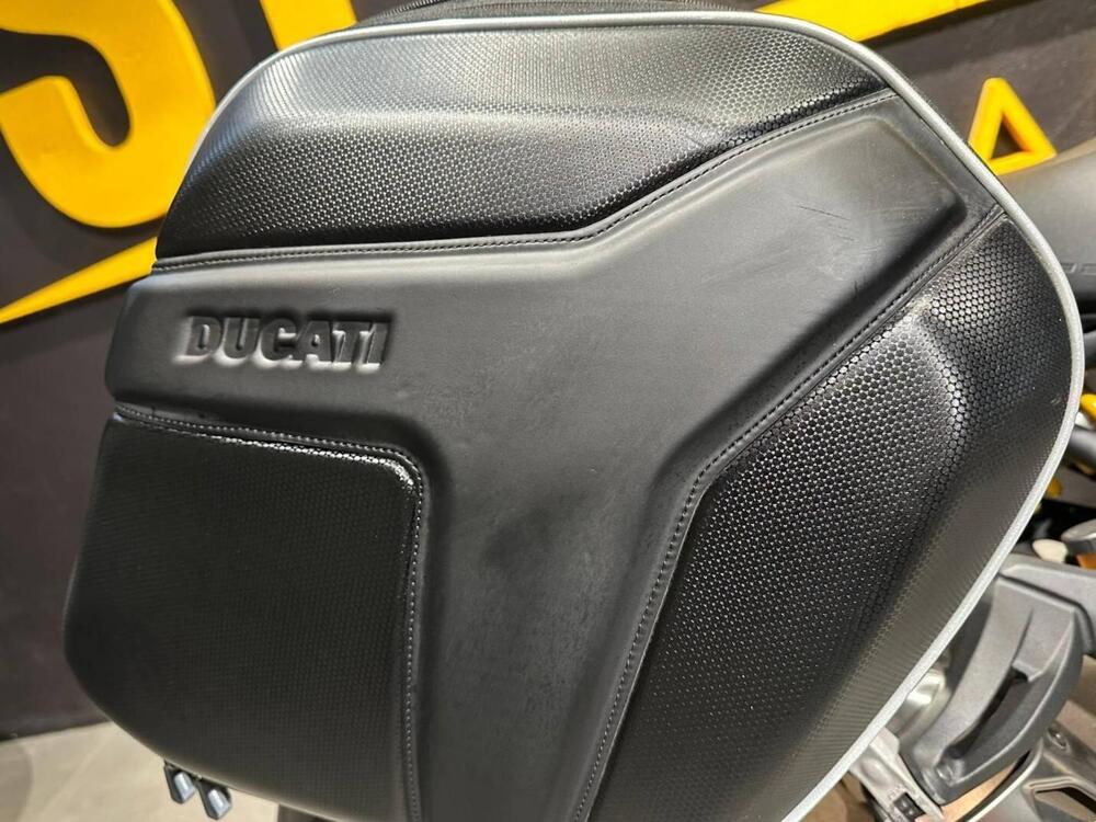 Ducati Monster 821 Dark ABS (2014 - 16) (7)